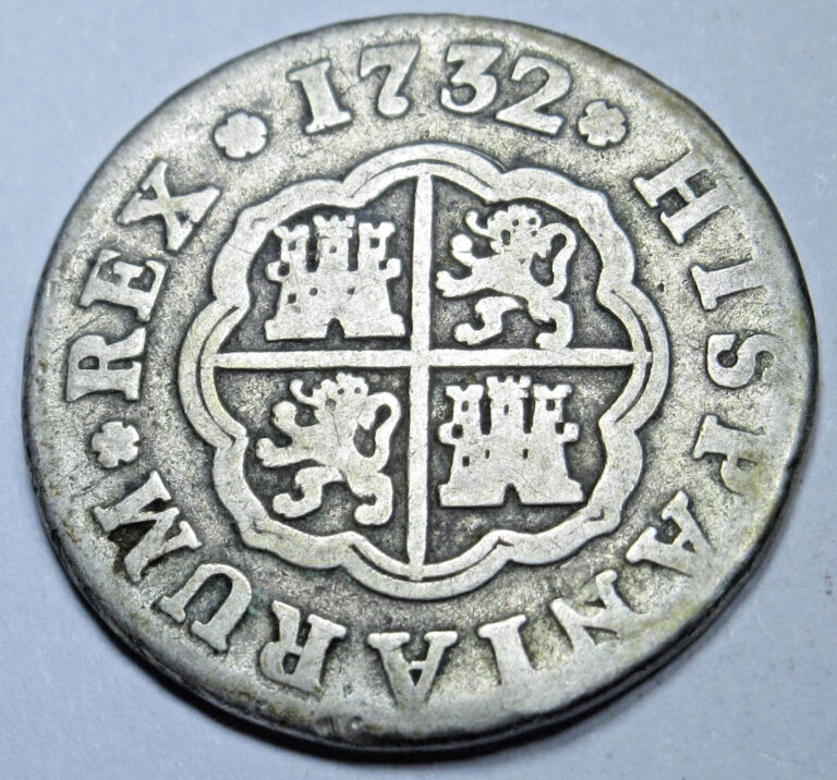 Read more about the article 1732 Spanish Silver 1 Reales Genuine 1700’s Colonial Cross Pirate Treasure Coin