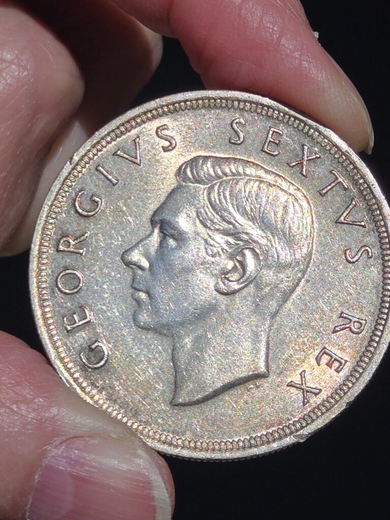 Read more about the article 1952  South  africa Silver 5 Shillings  UNC