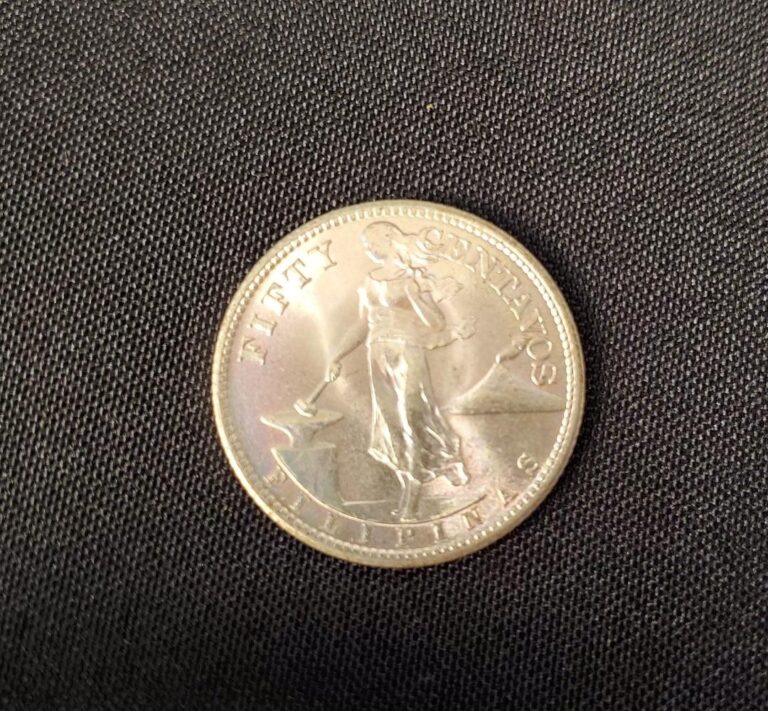 Read more about the article 1944 S United States Philippines Silver Coin 50 Centavos