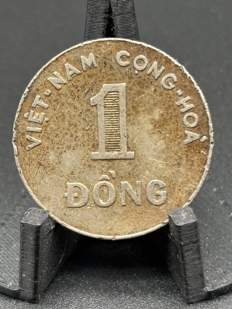 Read more about the article 1964 South Vietnam 1 Đồng Coin #118