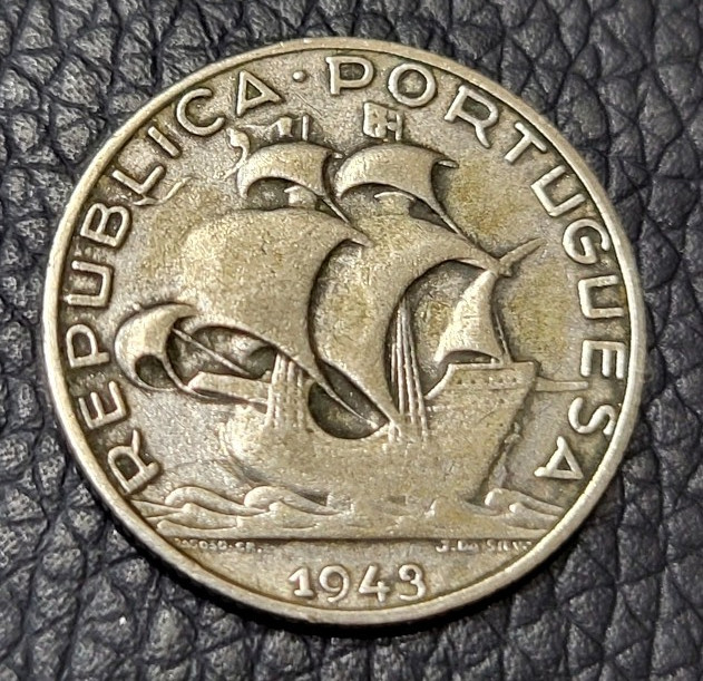 Read more about the article 1943 Portugal 2.50 Escudos Silver (.650) Coin
