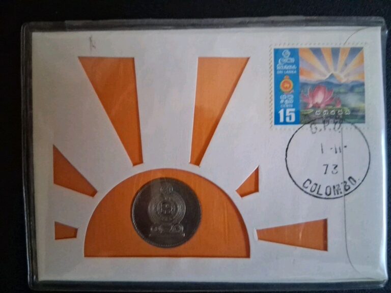 Read more about the article 1972 Sri Lanka  1 Rupee Cupro Coin Sealed Postcard Stamp Postage