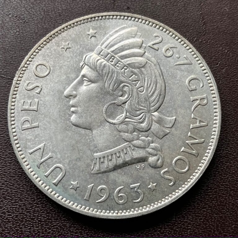 Read more about the article 1963 Dominican Republic  Commemorative One Peso Silver Coin  Nice  problem free