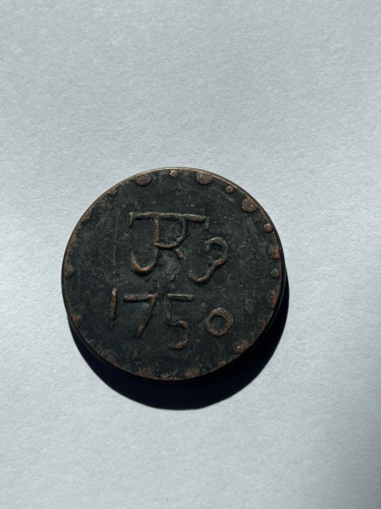 Read more about the article 1750 MEXICO **HACIENDA STYLE V REAL** 8 REALES 35MM COPPER TOKEN RARE