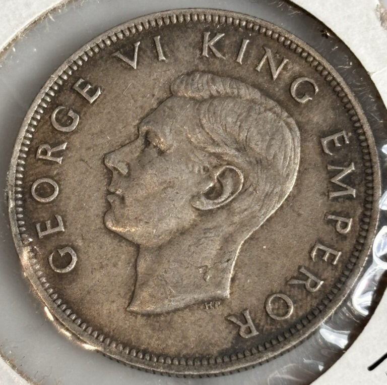 Read more about the article New Zealand 1/2 Crown 1943  .500 Silver .2273 Oz  Historic Collectible Coin Gift