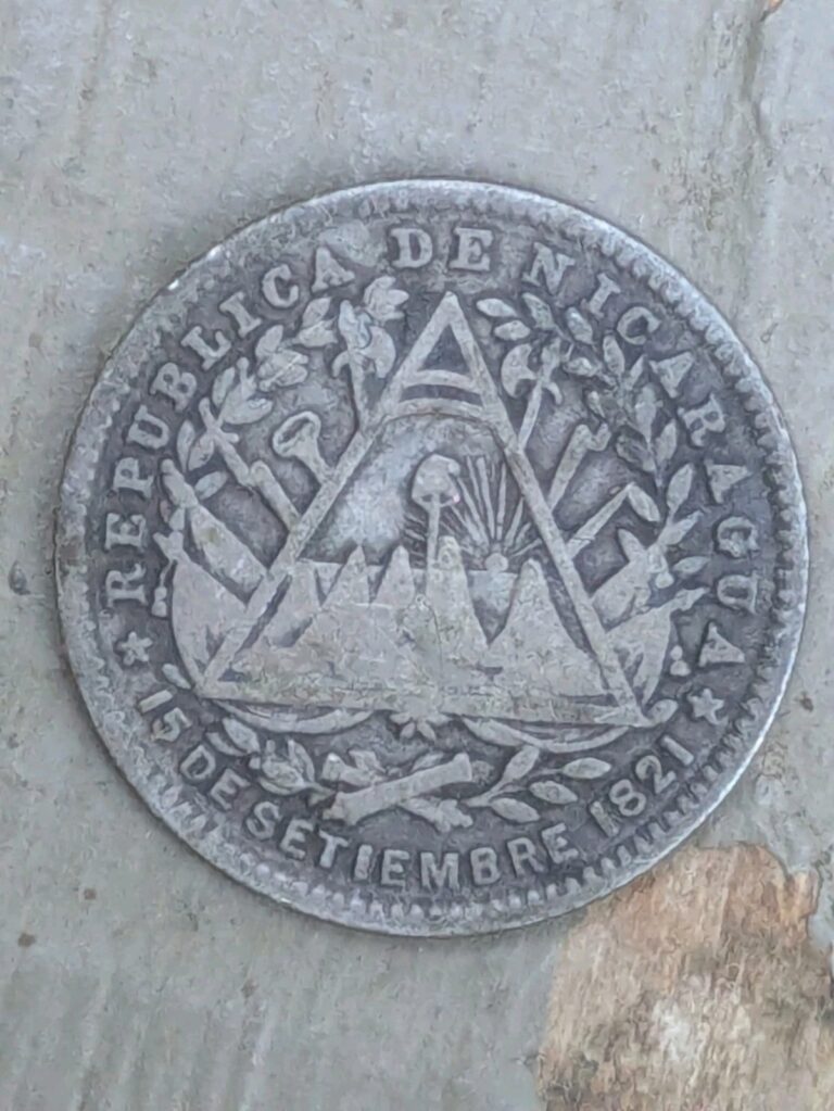 Read more about the article NICARAGUA 10 CENTS 1887 SILVER KM 6 #