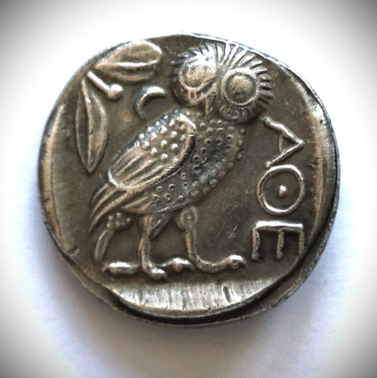 Read more about the article Ancient Coin Greece Greek 450BC. Owl of Athena. 24mm 9 6g Silver 750 Αθηνά