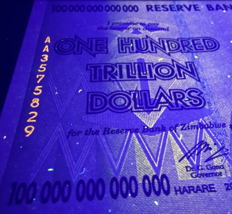 Read more about the article 100% ORIGINAL ZIMBABWE 100 TRILLION DOLLARS 2008 AA SERIES P91 UNC UV PASSED COA