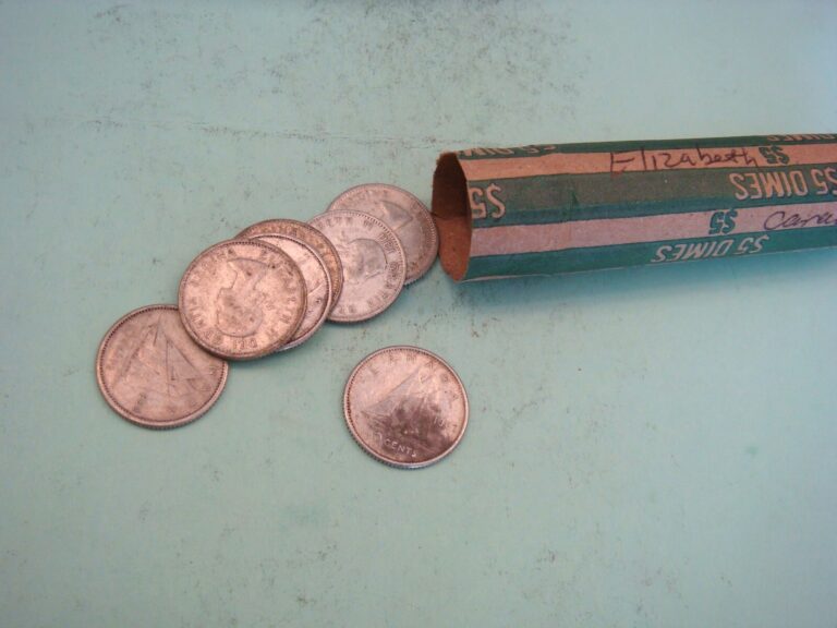 Read more about the article $5 Face Value 50 Canada Silver Dimes – all are silver  no clads