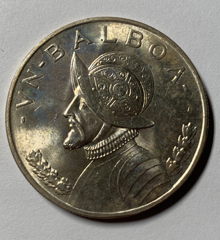 Read more about the article 1947 PANAMA 1 BALBOA SILVER CROWN  BU COIN