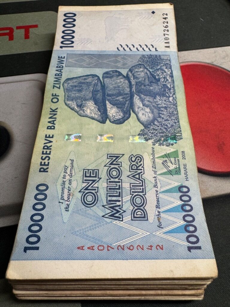 Read more about the article Zimbabwe 1 Million Dollars Banknote  1000000 CIRCULATED Currency  AA/2008 P-77