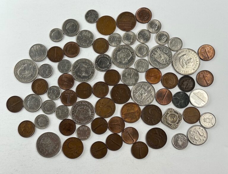 Read more about the article Netherlands / Netherlands Antilles COIN Lot GULDEN GUILDER CENTS Coins BULK LOT