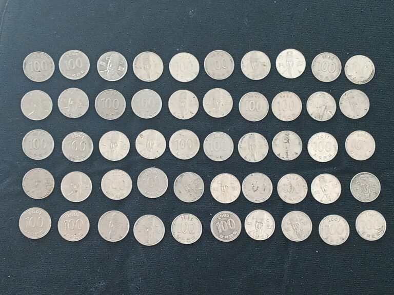 Read more about the article South Korea 100 Won 🪙  Coins  50 Coins Of Mixed Dates ☆KM# 35☆