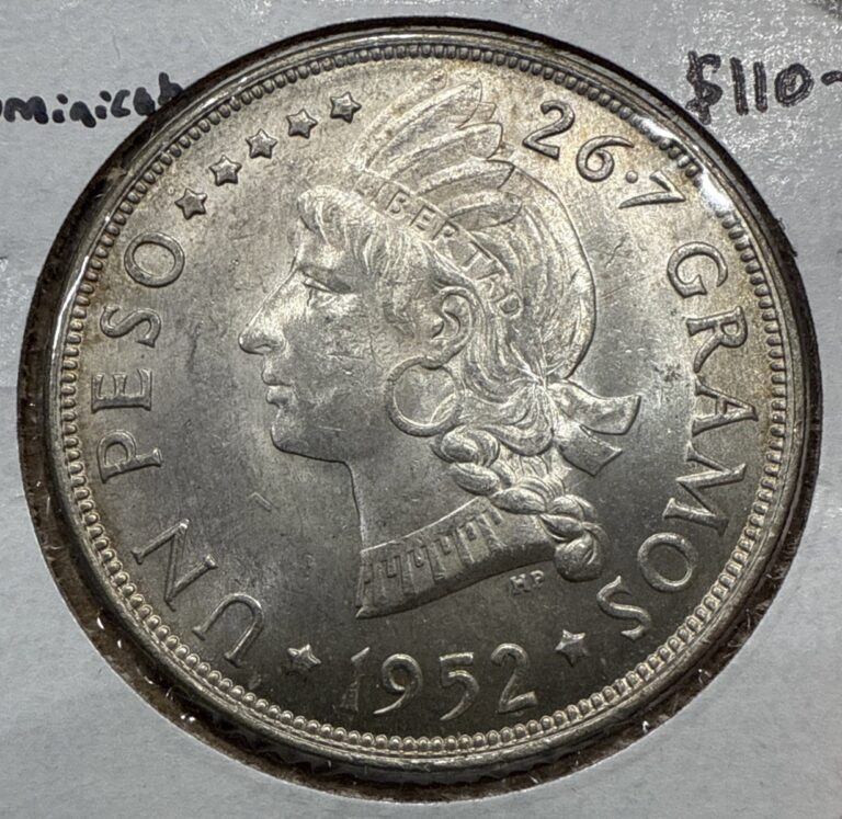 Read more about the article 1952 Un Peso Dominican Republic Silver Coin BU Uncirculated