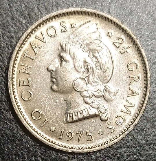 Read more about the article 1975 Dominican Republic 10 Centavos High Grade UNC Vintage Coin KM 19a