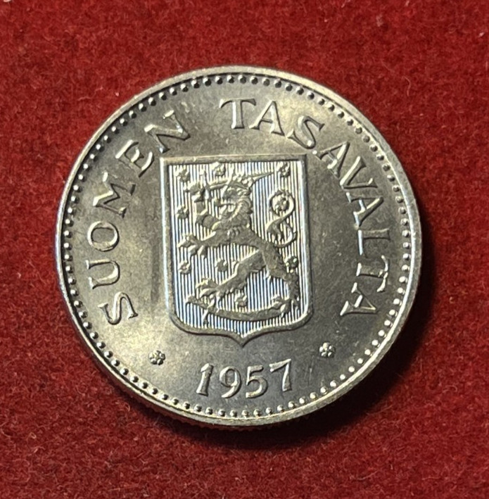 Read more about the article Finland 200 Markkaa 1957 H UNC Silver Coin KM#42 T6998