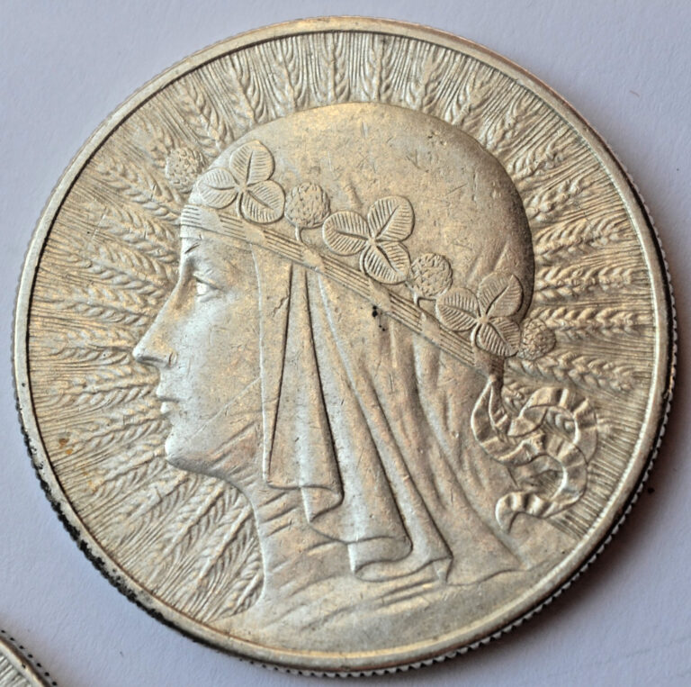 Read more about the article 10 Zlotych 1932  London Mint  Queen Jadwiga