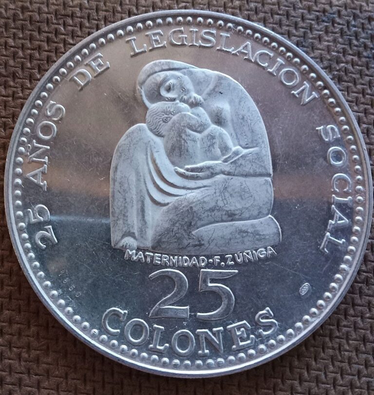 Read more about the article SCARCE GEM PROOF 1970 COSTA RICA .999 SILVER MADONNA and CHILD 25 COLONES; 54 Gms.