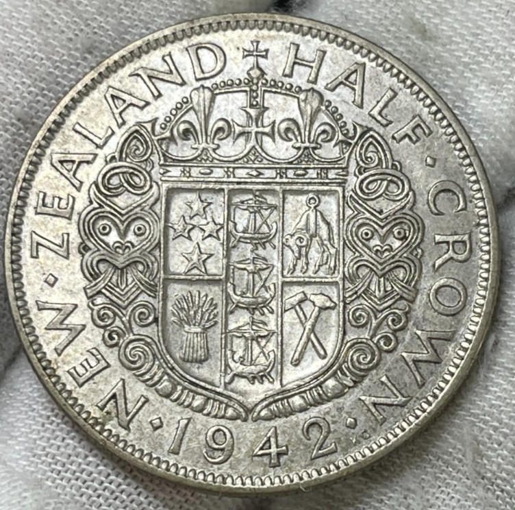 Read more about the article 1942 New Zealand Half Crown Silver Coin Better Date High Grade High Value