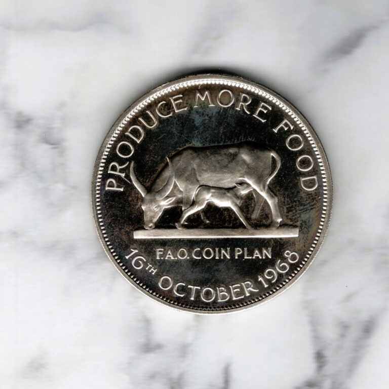 Read more about the article UGANDA – SPECTACULAR  HISTORICAL SCARCE GRAZING COW FAO 5 SHILLINGS  1968