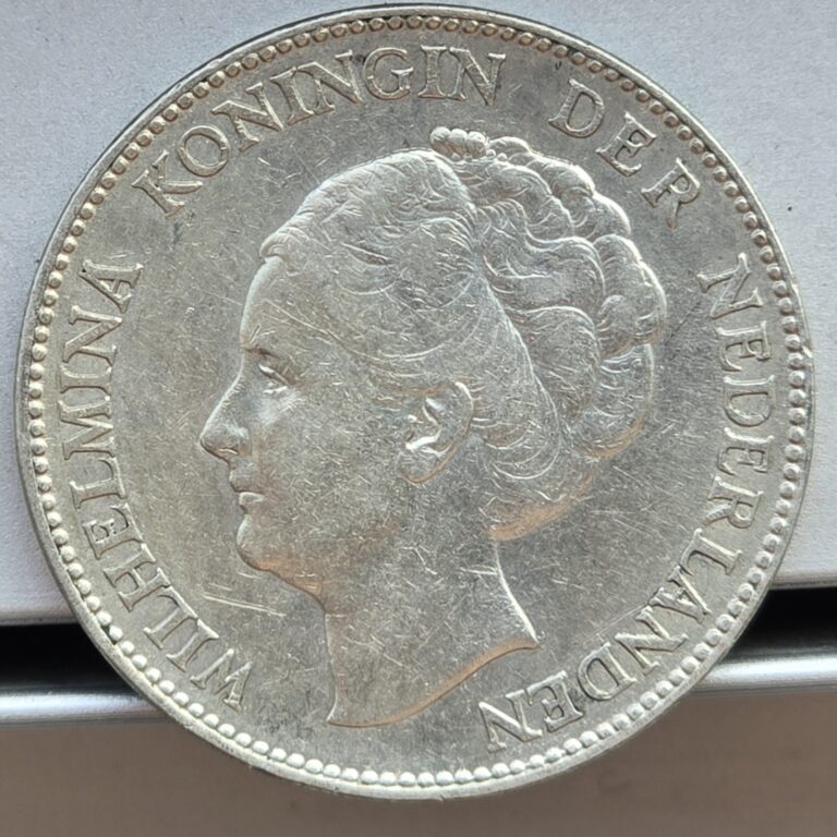Read more about the article Netherlands 1930 1 Gulden Silver Coin