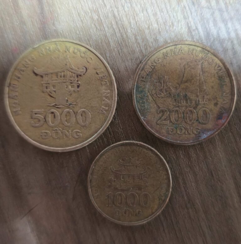 Read more about the article coins Vietnam 3pcs