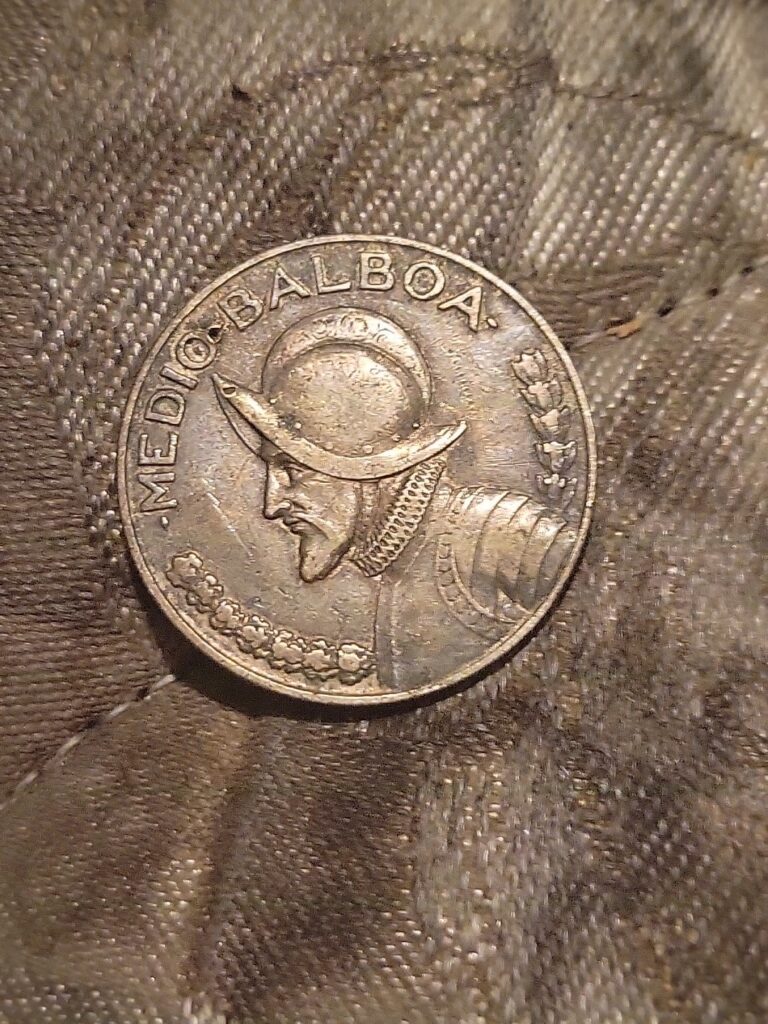 Read more about the article Panama 1/2 Balboa