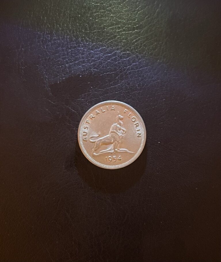 Read more about the article 1954 Australia Florin Half Dollar Royal Visit Nicer coins Elizabeth