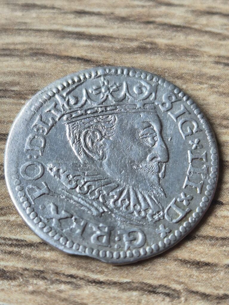 Read more about the article The Great Kingdom Of Poland And Lithuania  1595 Silver Coin
