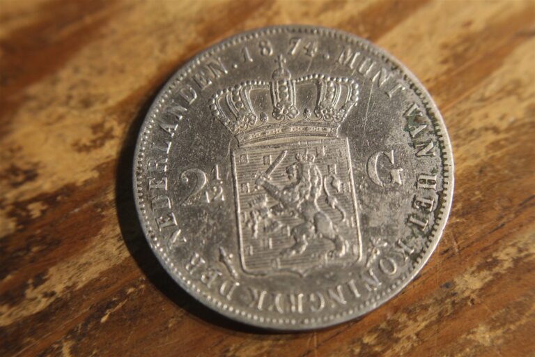 Read more about the article NETHERLANDS 1874 2 1/2 GULDEN SILVER