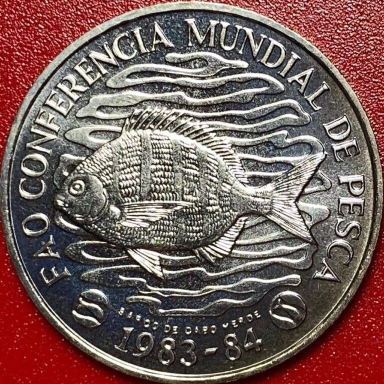 Read more about the article 1983-1984 CAPE VERDE 50 ESCUDOS WHITE SEA BREAM FISH FAO FISHERIES (no silver)