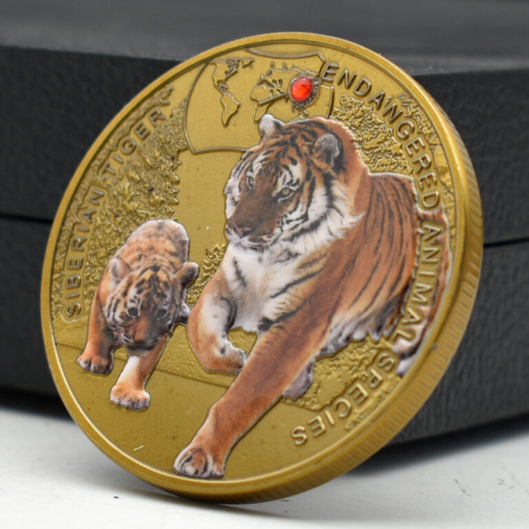 Read more about the article 2014 Zambia Endangered Animal Siberian Tiger Gold Plated Medal Metal Coin Gift