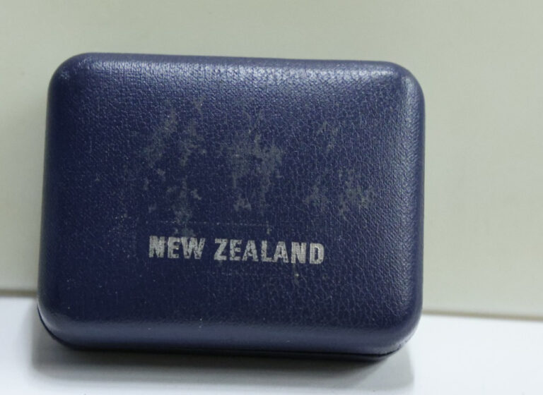 Read more about the article 1971 New Zealand $1 Proof Coin in Box