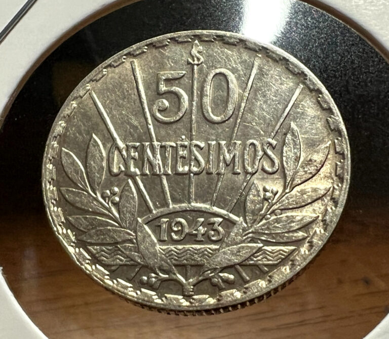 Read more about the article 1943 URUGUAY SILVER  50 CENTESIMOS NEAR UNCIRCULATED COIN