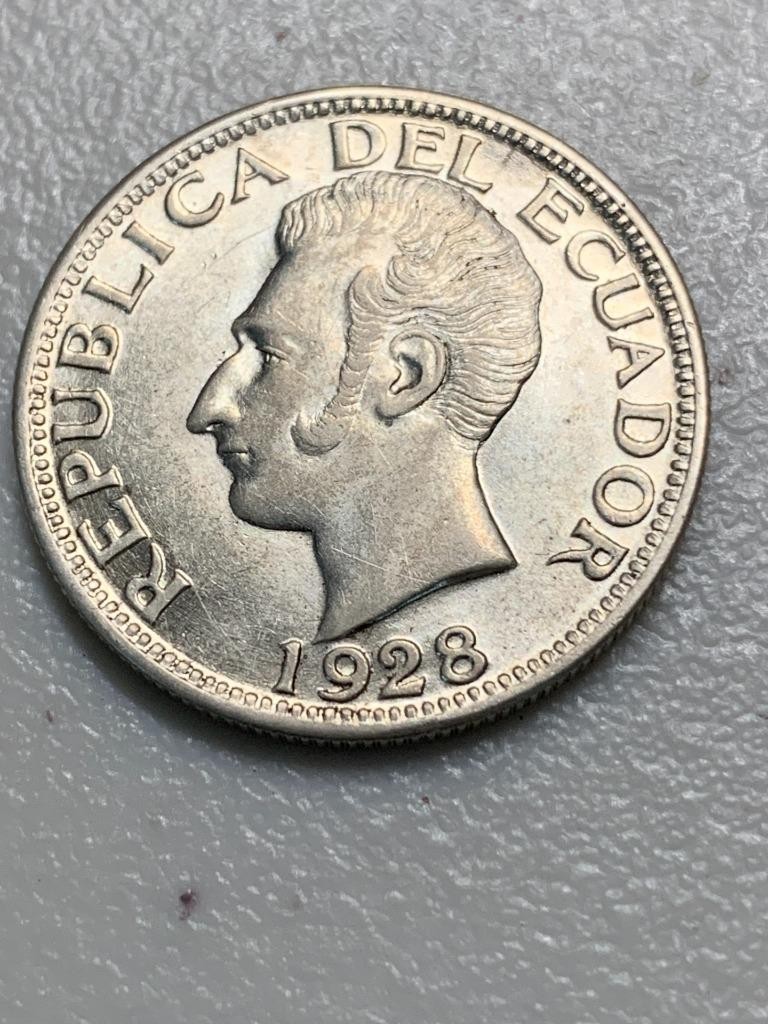 Read more about the article Ecuador 1928 2 Sucres  Silver  U.S. Mint Made AU Condition SKU#36990