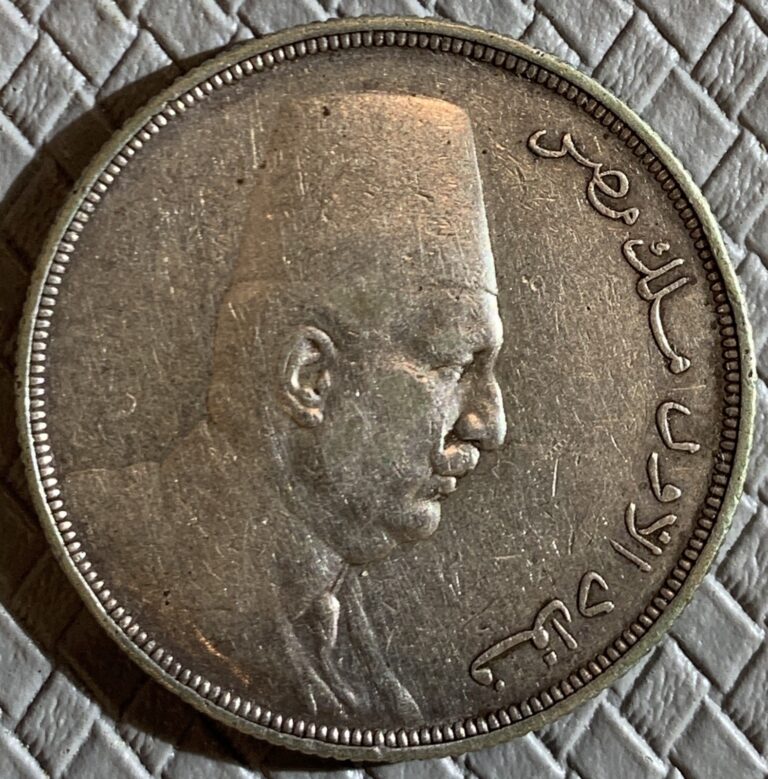 Read more about the article EGYPT  20 PIASTRES KING FUAD FOUAD 1923 SILVER COIN XF