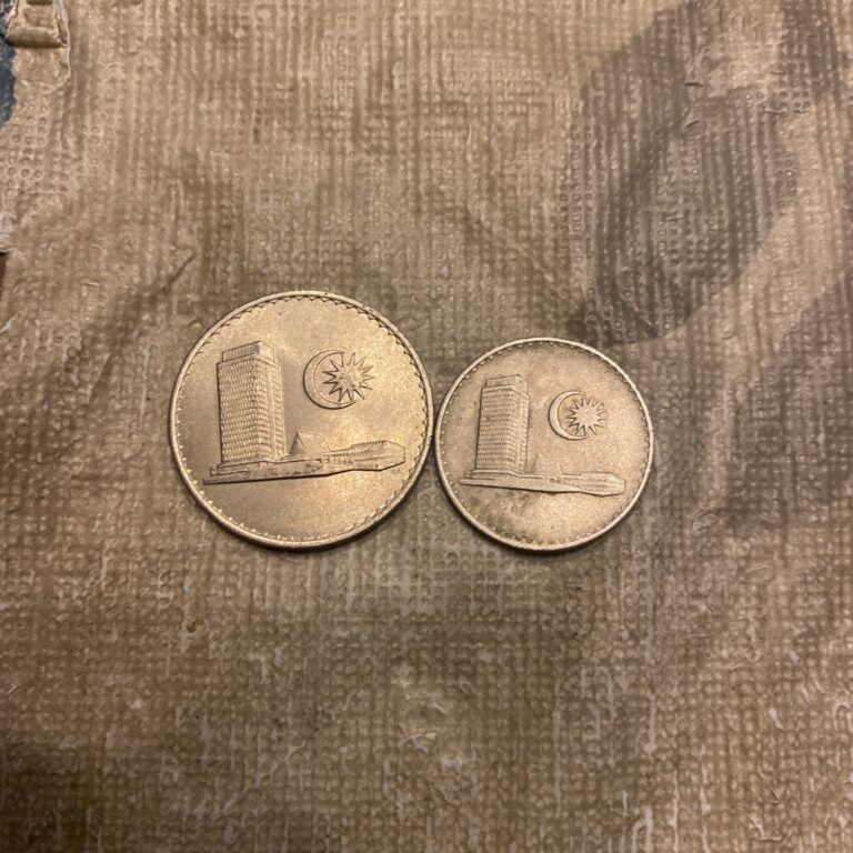 Read more about the article 1976 10 Sen  1967 20 Sen Coins Malaysia Circulated- 2 Coins