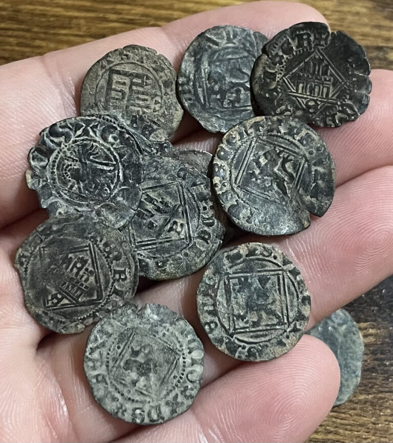 Read more about the article 1400s Blanca Silver Billon Spanish Colonial Old Coin 1 Coin Medieval era Lion