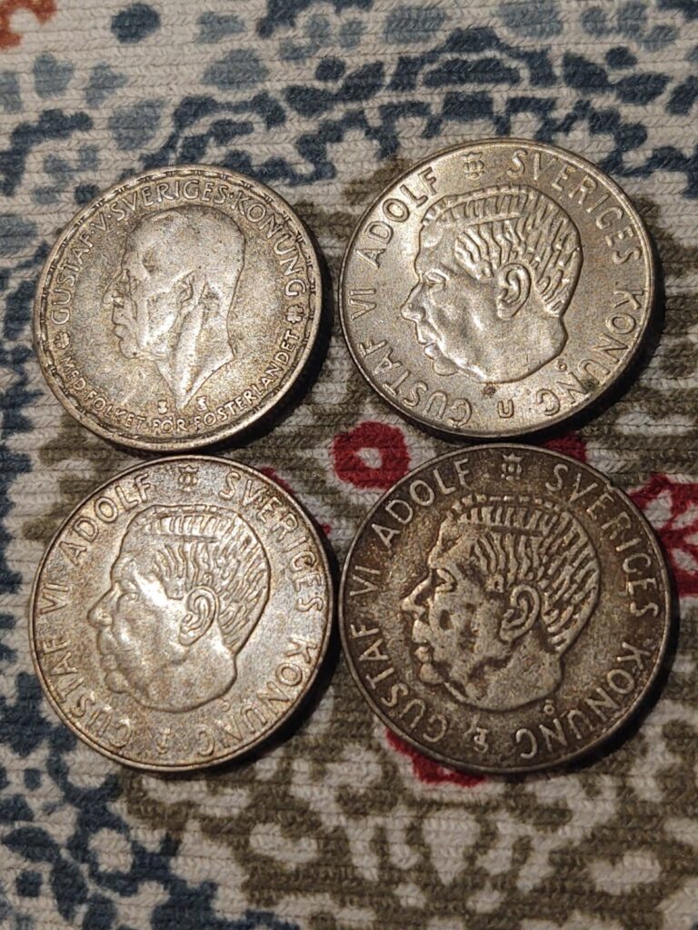 Read more about the article Lot of 4 Silver Sweden 1 Krona Gustov V and Gustov VI Coins