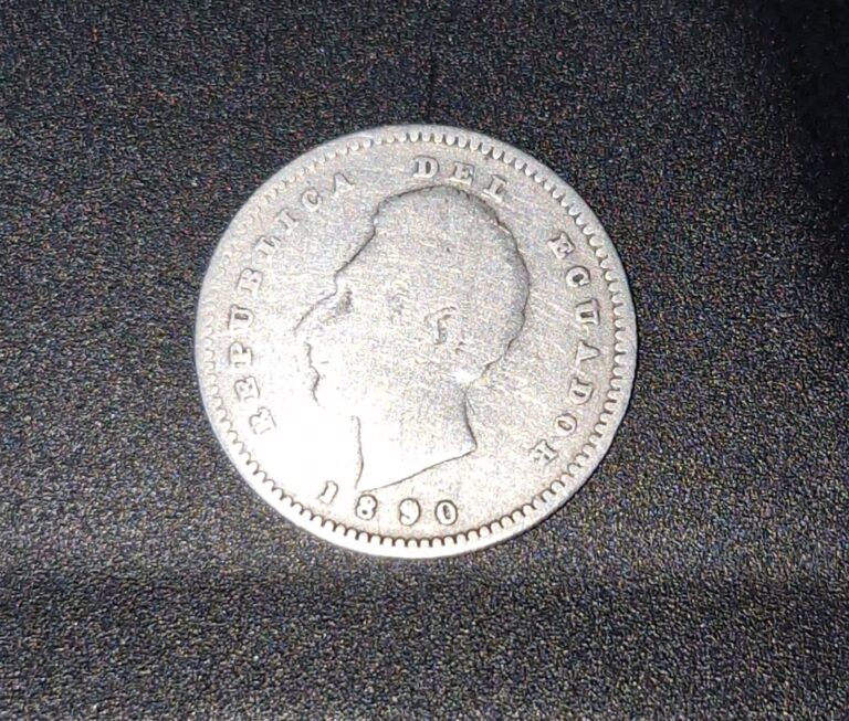 Read more about the article 1890 Ecuador 1 Centavo Silver Coin – Republica del Ecuador – Vintage South…