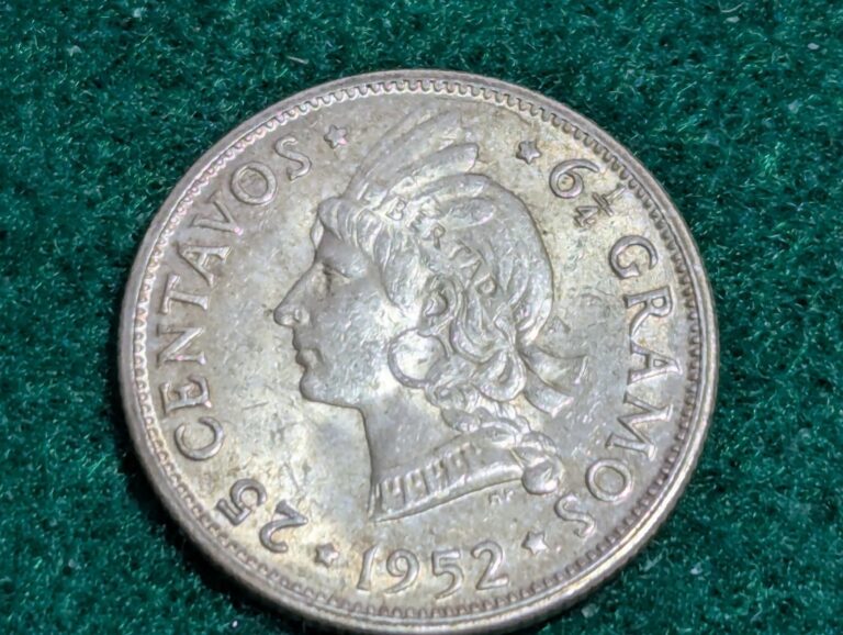 Read more about the article 1952 Dominican Republic 25 Centavos Silver UNC