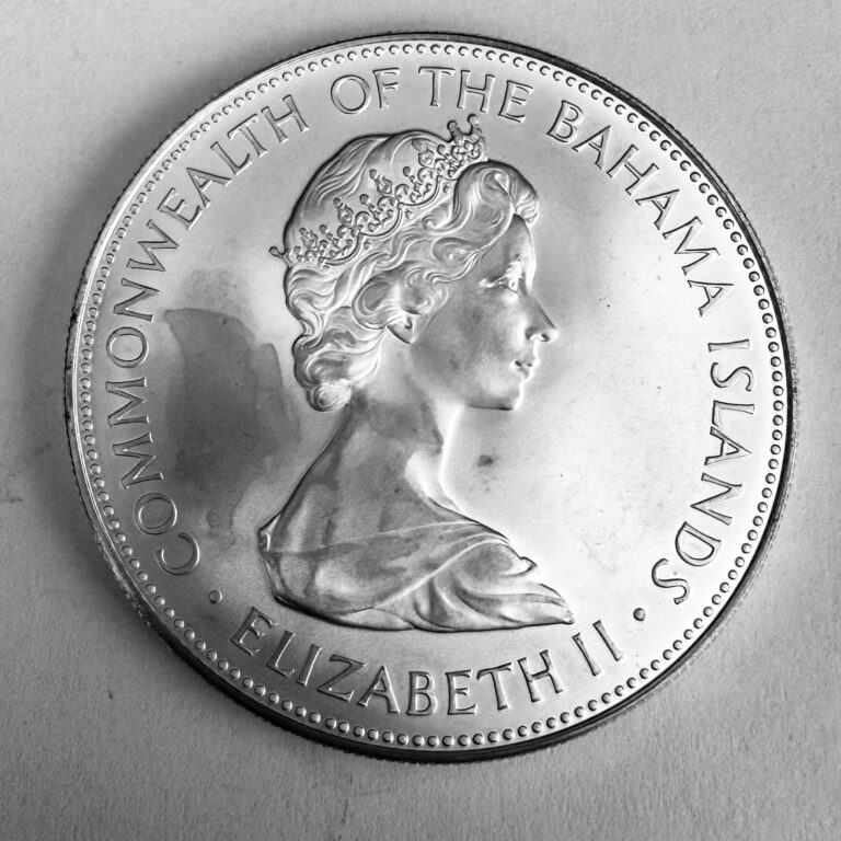 Read more about the article 1972 Bahamas 5 Dollar Silver Coin Low Mintage