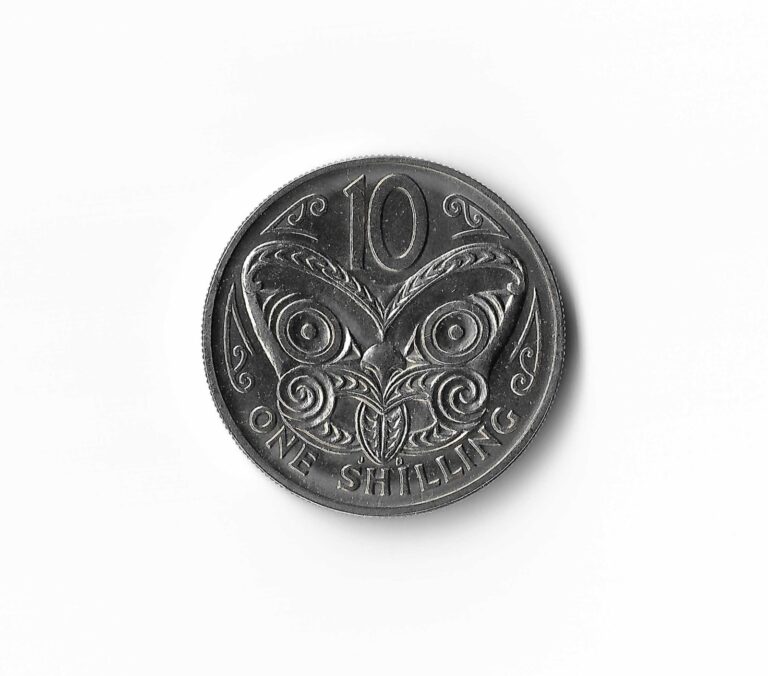 Read more about the article 1969 New Zealand – 1 Shilling – 516 – Copper Nickel – 5.6g