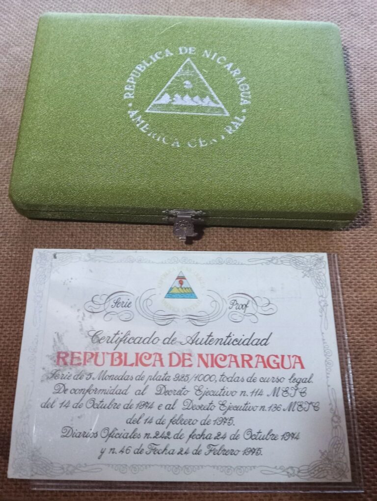 Read more about the article GEM UNCIRCULATED 1975 NICARAGUA .925 SILVER PROOF SET  ORIG. PKG.   CERT and BOX !