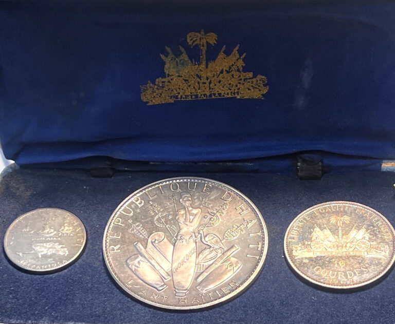 Read more about the article 1967 HAITI 3-COIN SET SILVER PROOF 5 10 25 GOURDES WITH OGP #25 OF 1000 MINTED!