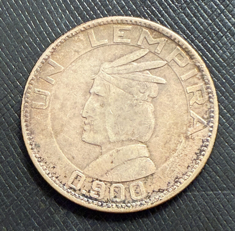 Read more about the article Honduras 1937 Silver Lempira Toned AU