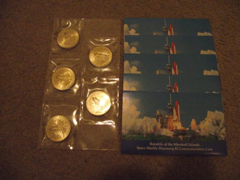 Read more about the article 5 Sealed 1988 Republic of the Marshall Islands Space Shuttle Discovery $5 Coins