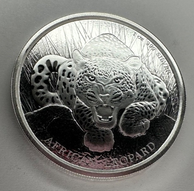 Read more about the article 2017 African Leopard 1 Oz .999 Silver Republic of Ghana 5 Cedis Bullion Coin