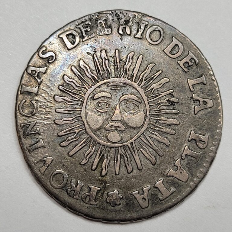 Read more about the article 1826 Argentina Sunface 2 Soles Rio Plata Province Silver 2 Reales Size *K605