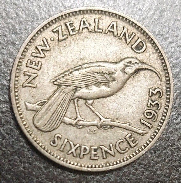 Read more about the article 1933 New Zealand 6 Pence Silver Old XF Foreign Coin King George V KM 2